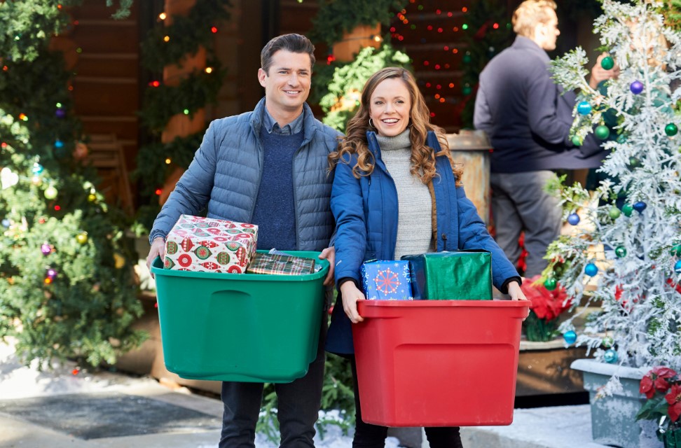Check Inn to Christmas (2019) | Cast | And Everything You Need to Know