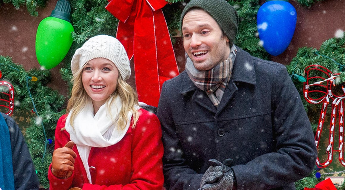 http://www.bestmoviecast.com/mistletoe-menorahs-2019-cast/