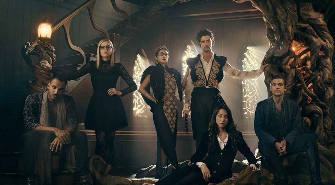 A group of twentysomethings studying magic in New York discover a real-life fantasy world that poses a great threat to humanity in this drama adapted from Lev Grossman's book series.