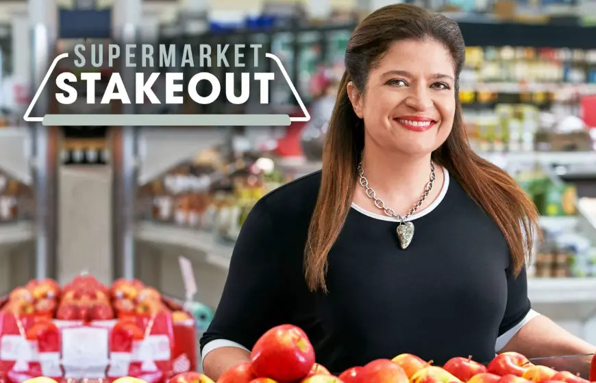 Action-packed, ambush-style cooking competition ‘Supermarket Stakeout’ is back on Food Network with host Alex Guarnaschelli! Watch as 4 talented chefs face grocery negotiations and pop-up cooking challenges for a panel of star judges – returning March 17.