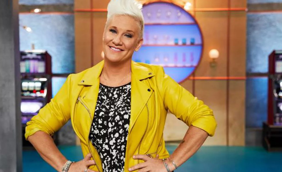 Favorite type of fry? Chef Anne Burrell and ConantNYC give our wheel a spin and answer some burning food questions! Don't miss them on the premiere of Vegas Chef Prize fight > Thursday March 5 at 10|9c.