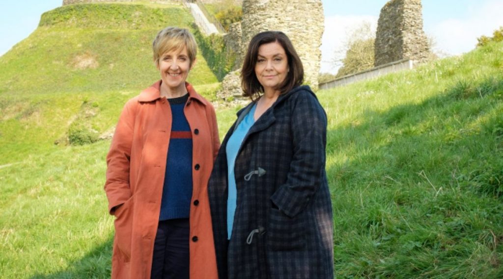 Glass Houses TV Series (2020) Cast, Episodes And Everything You