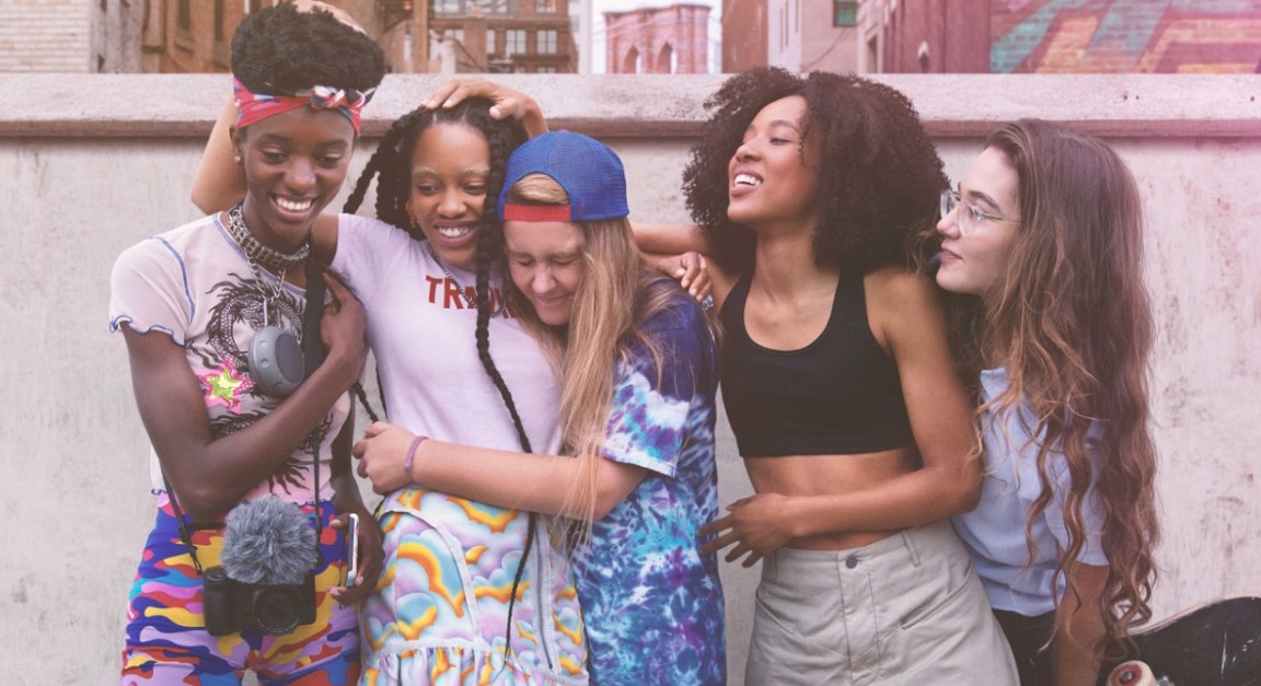 The new HBO unique arrangement debuts May 1. 'Wolfpack' Director Crystal Moselle's Queer Skater Show for HBO. 'Betty' Premiere Date and Teaser: 'Skate Kitchen'- Inspired Comedy From Crystal Moselle and Lesley Arfin Hits HBO In Spring.