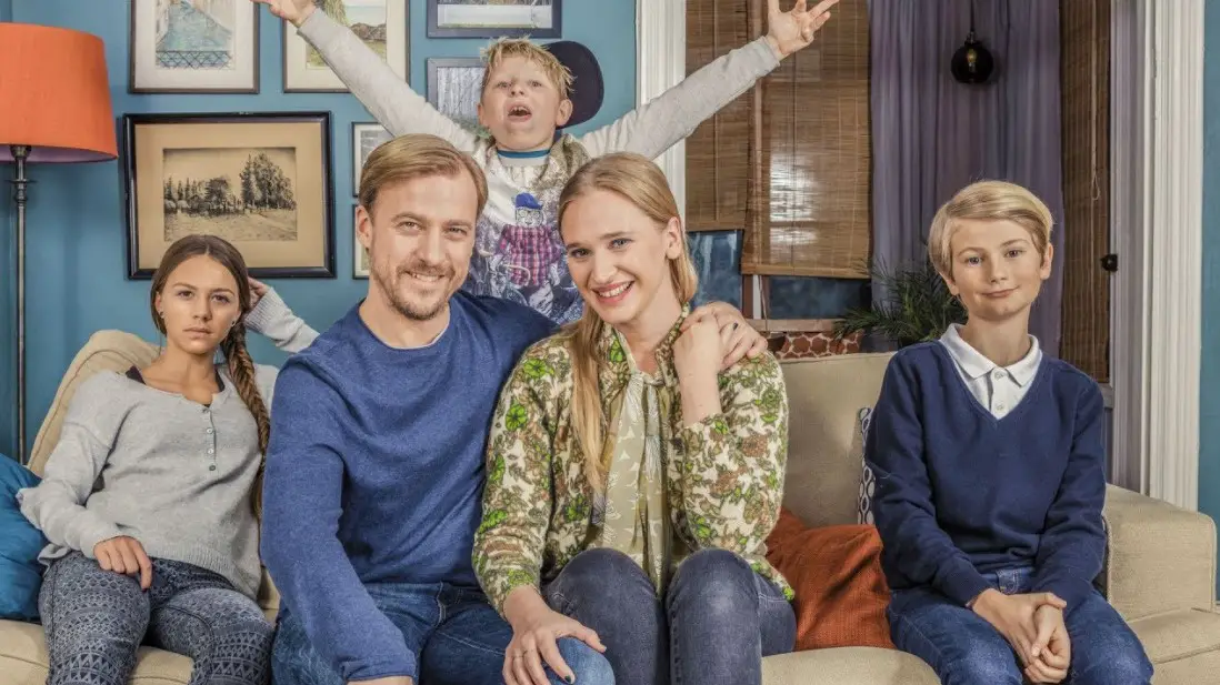 Bonusfamiljen Season 4 | Cast, Episodes | And Everything You Need to Know
