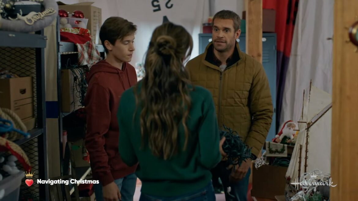 Navigating Christmas (2023) Cast, Release Date, Plot, Trailer